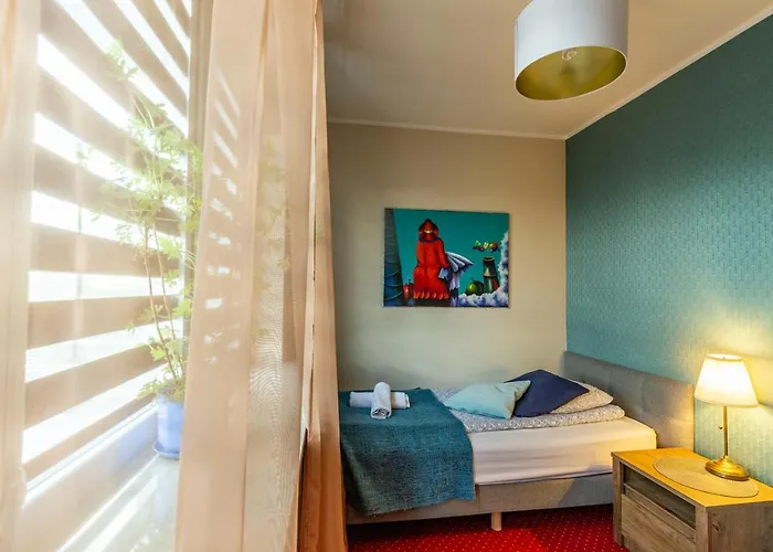 Проживание в семье Kava Варшава