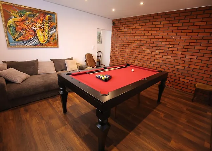 Kava Проживание в семье Варшава