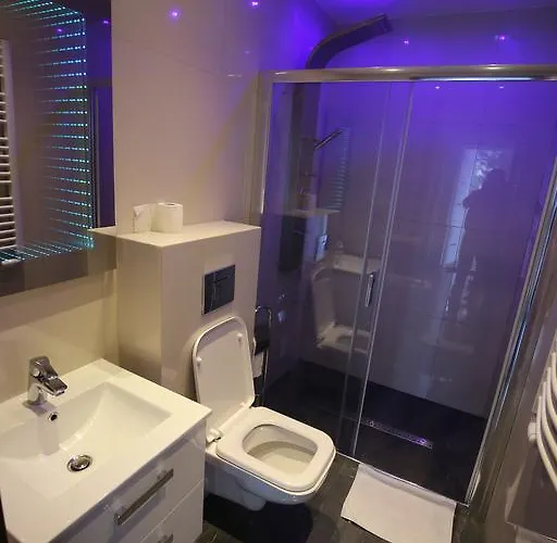 בית אירוח Kava ורשה